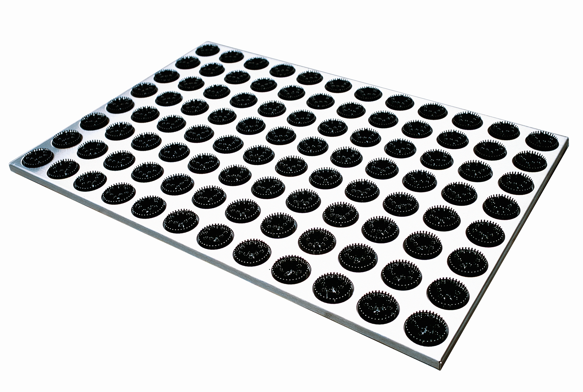 Feet-Back Fußmatte mit Noppen zur Fußmassage und Stimulation der Fußreflexzonen, silberfarben.