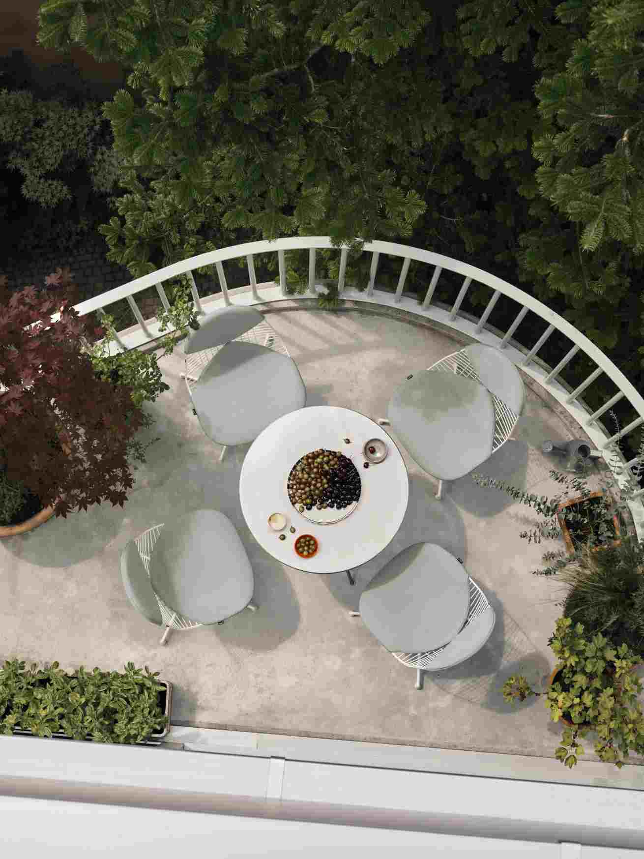 Wire Chair Bikini Outdoor Vitra