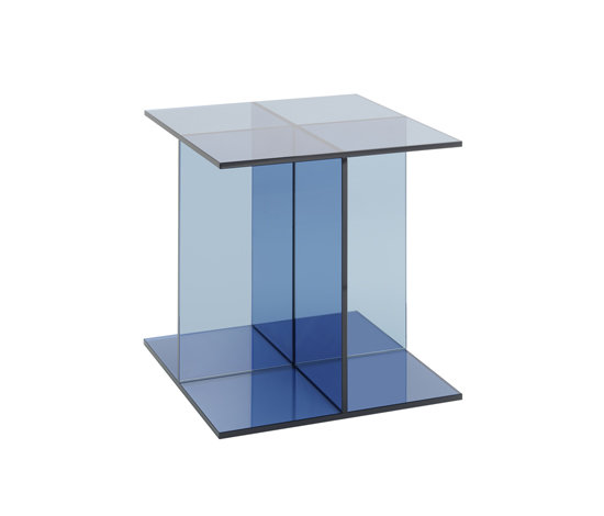 CT08 Vier Beistelltisch von Philipp Mainzer dunkelblau e15