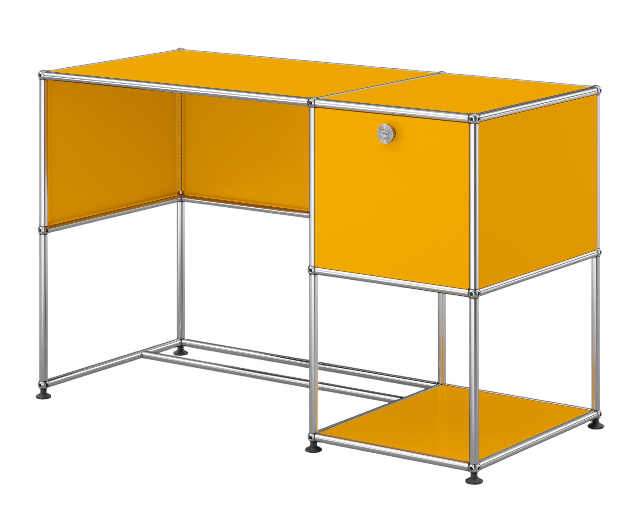 USM Haller Schreibtisch in Goldgelb mit abschließbarem Schubladenelement und verchromtem Stahlrohrgestell für modernes Bürodesign.