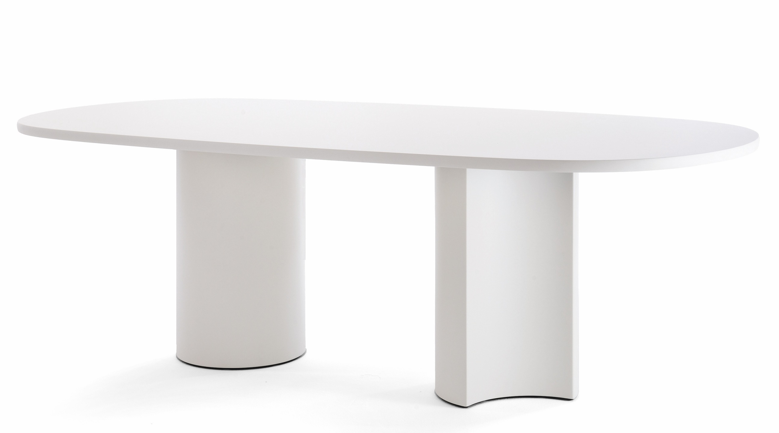 Weißer Bol Esstisch von Zanotta, 260 cm breit, mit glänzender Talkum-Oberfläche und zylindrischen Beinen.