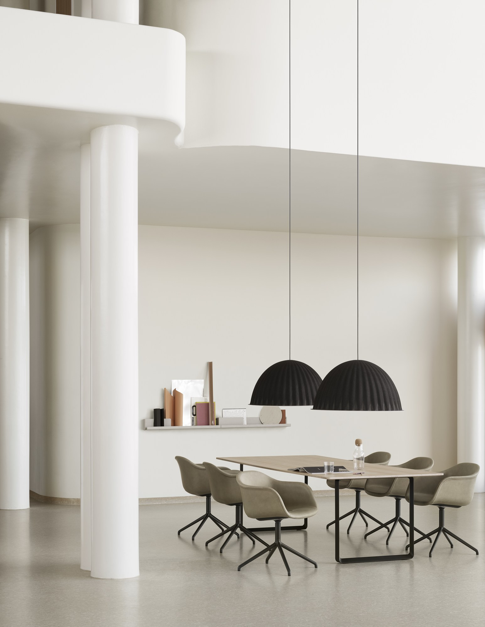 Under The Bell Pendant Lamp 82 Pendelleuchte Muuto