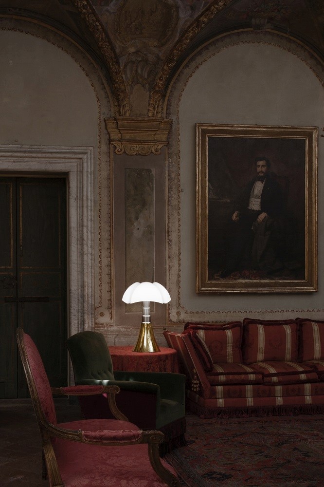 Pipistrello 620 Tischleuchte / Bodenleuchte  / Akkuleuchte Martinelli Luce