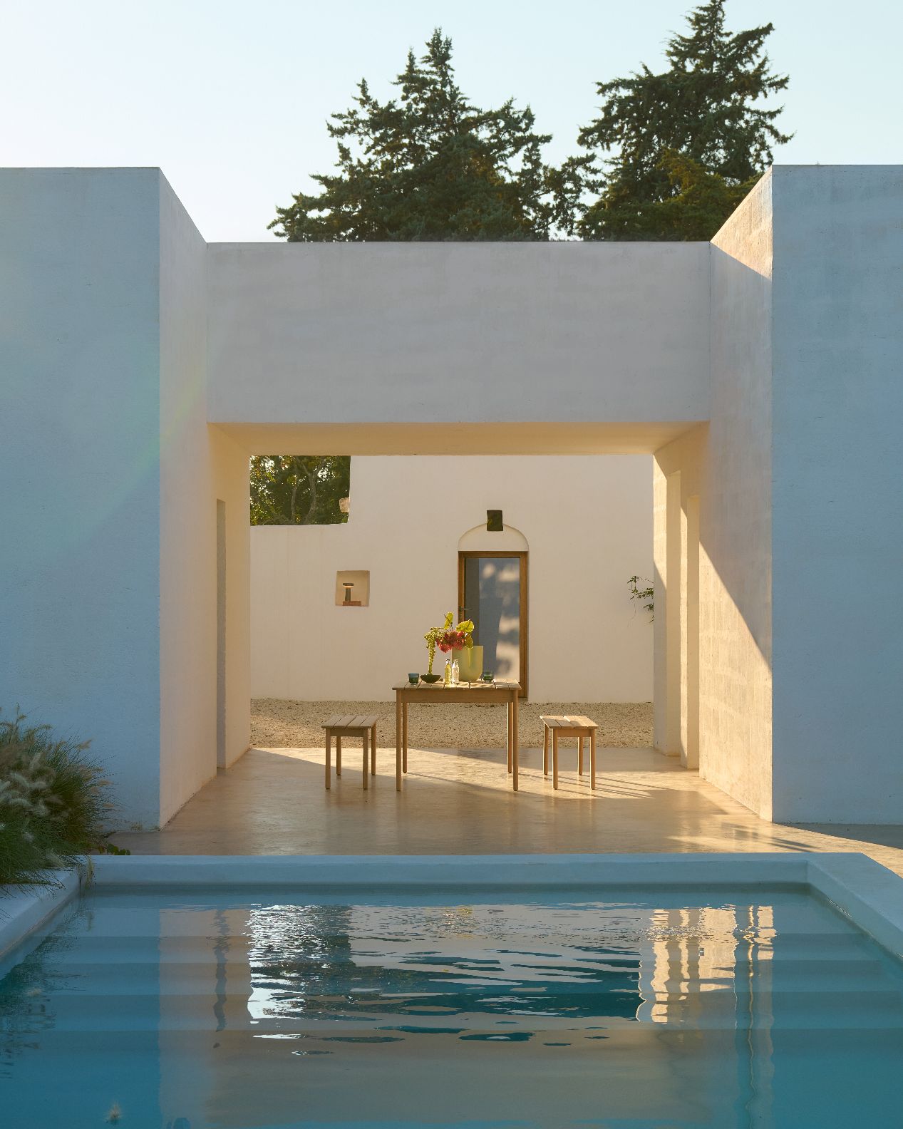 Assemble Bench Bank Teak Outdoor Muuto