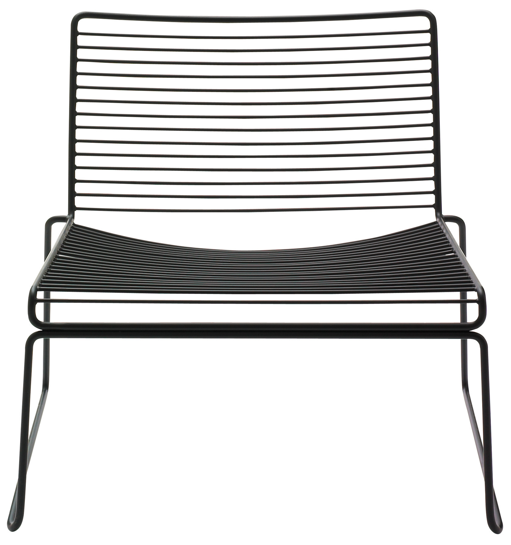 Schwarzer Hee Lounge Chair von Hay, minimalistischer Design Stuhl aus pulverbeschichtetem Metall für den Außenbereich.