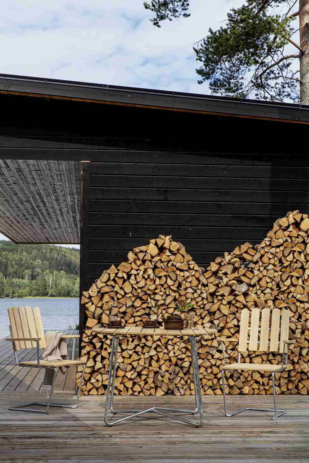 Armlehnstuhl A2 Grythyttan Stalmöbler Eichenholz weiß lackiert