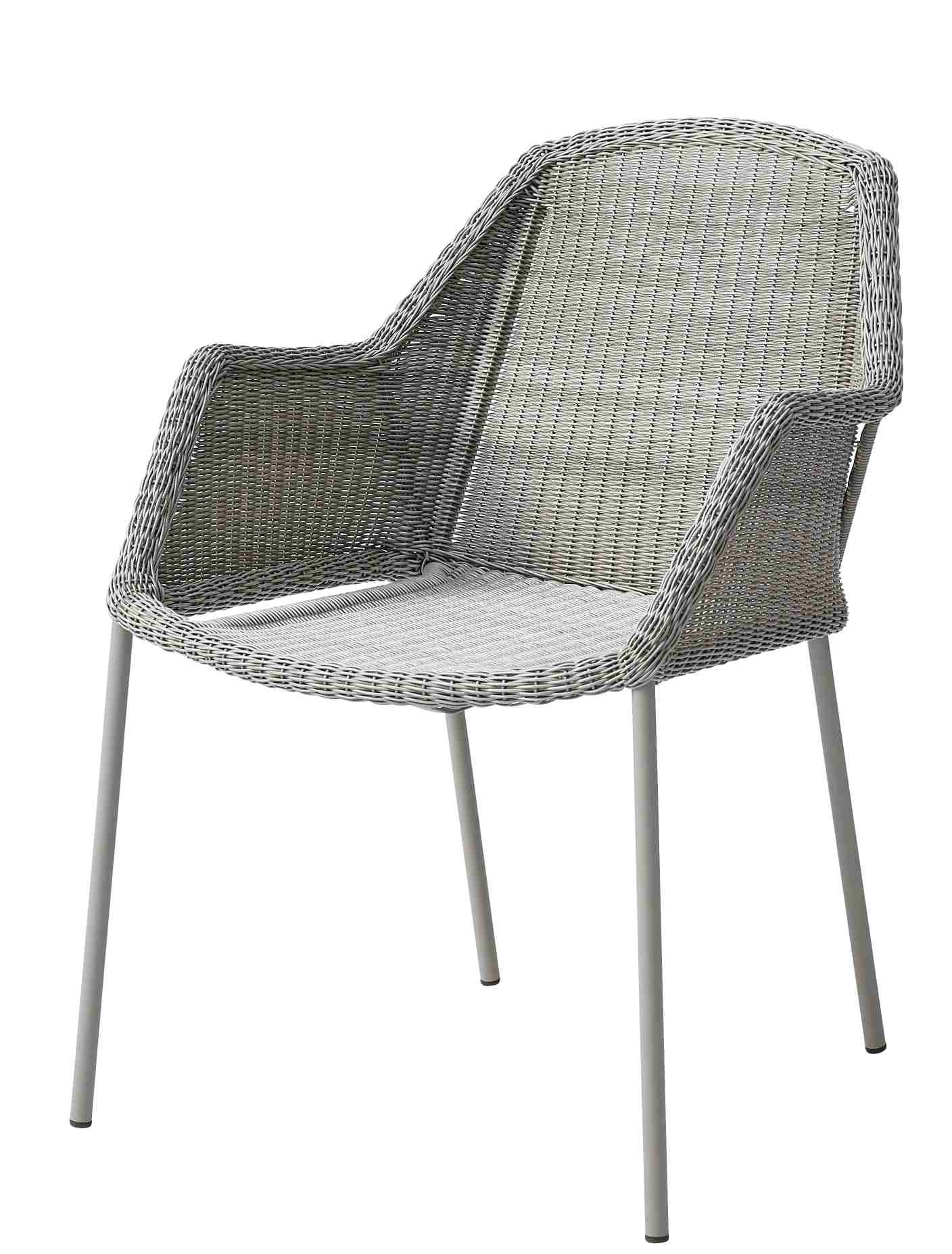 Breeze Outdoor Stuhl mit Armlehnen und Vierfußgestell in Taupe. Cane-Line Gartenmöbel für Terrasse.