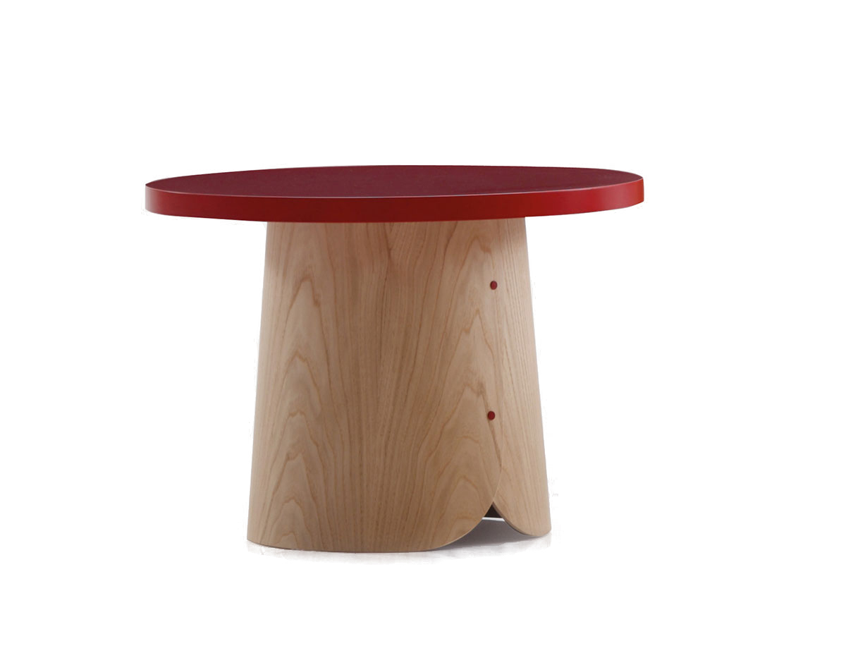 Tab Beistelltisch von Sancal: Moderner, runder Beistelltisch mit roter Tischplatte und hellem Holzfuß.