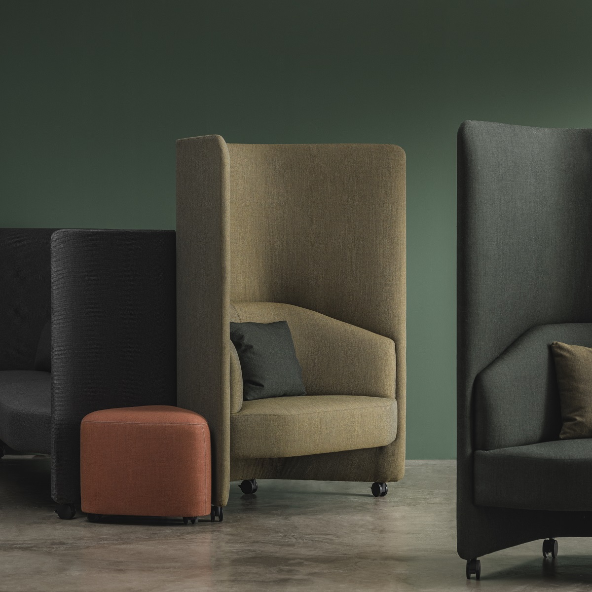 In Out Office BU2250 / BU2251 Loungesessel mit Panel Andreu World