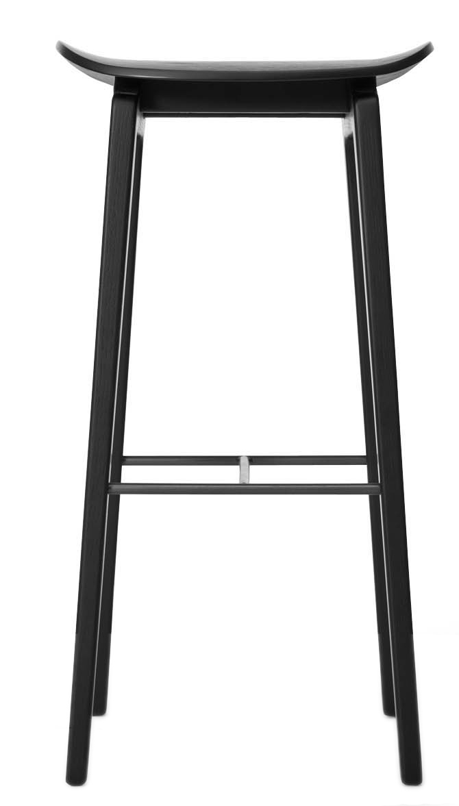 Schwarzer NY11 Barhocker von Norr11, 75 cm hoch, aus Eiche, moderne Sitzgelegenheit.