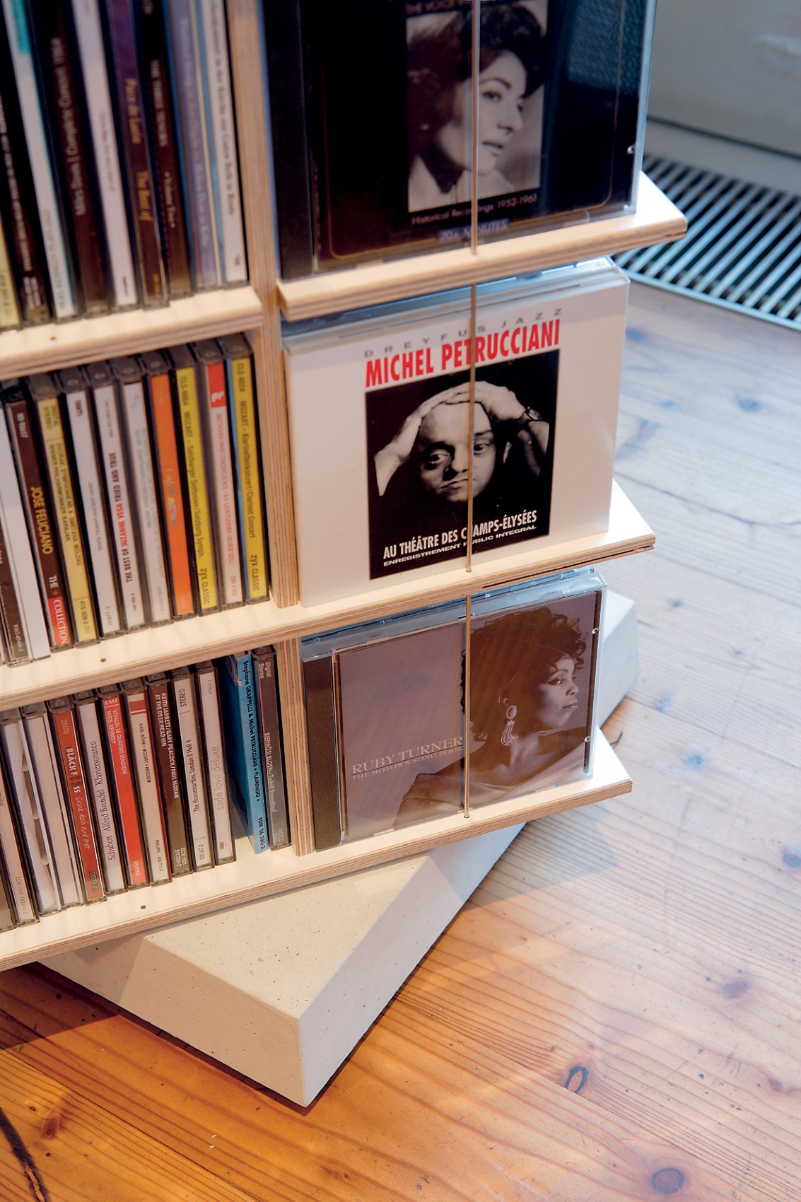 Musikstapler CD-Regal Nils Holger Moormann