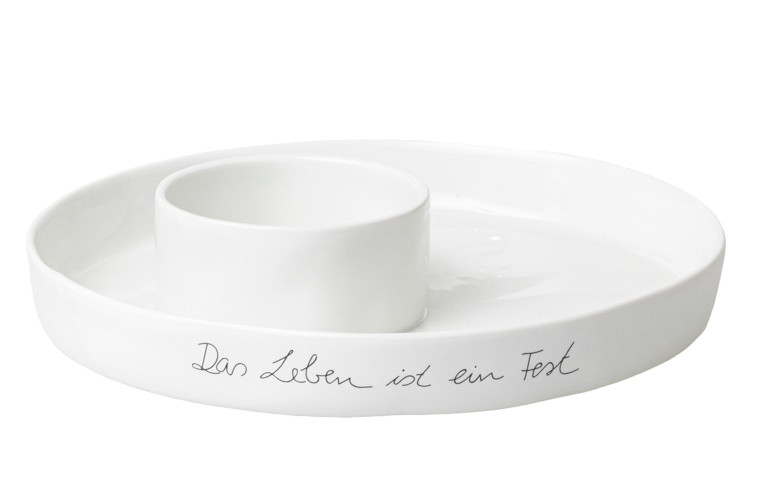 Weiße Schale "Das Leben ist ein Fest" von Räder, ideal als dekorativer Mittelpunkt.