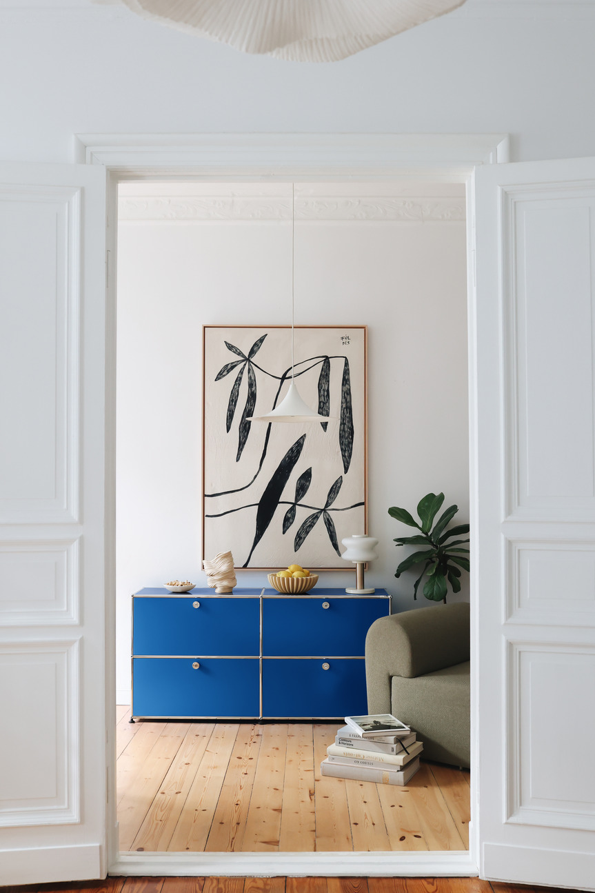 USM Haller Sideboard E2 mit 4 Klapptüren – reinorange