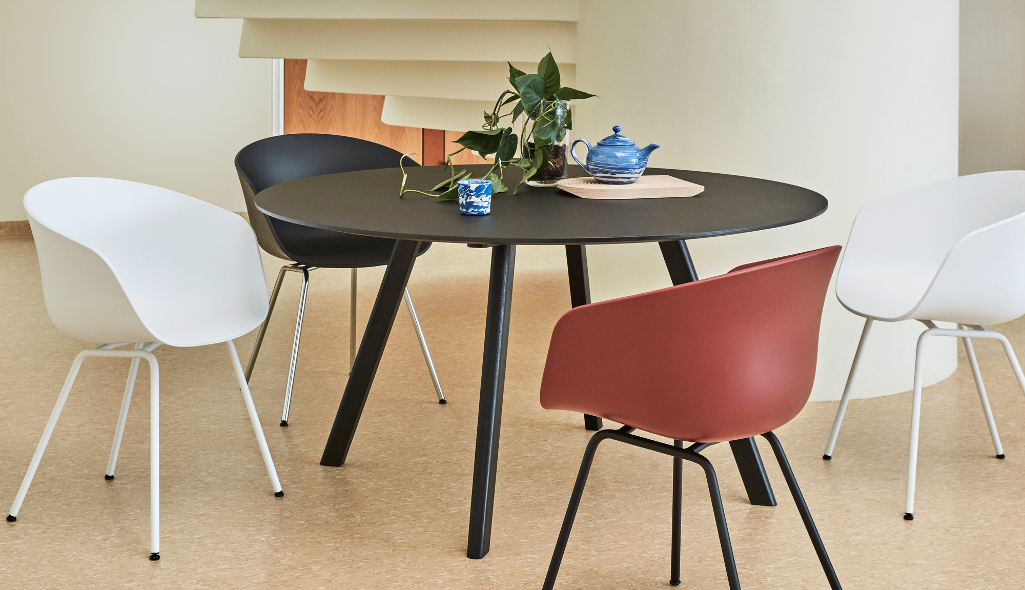 Copenhague Table CPH 25 Tisch rund  Ø 140 cm Hay