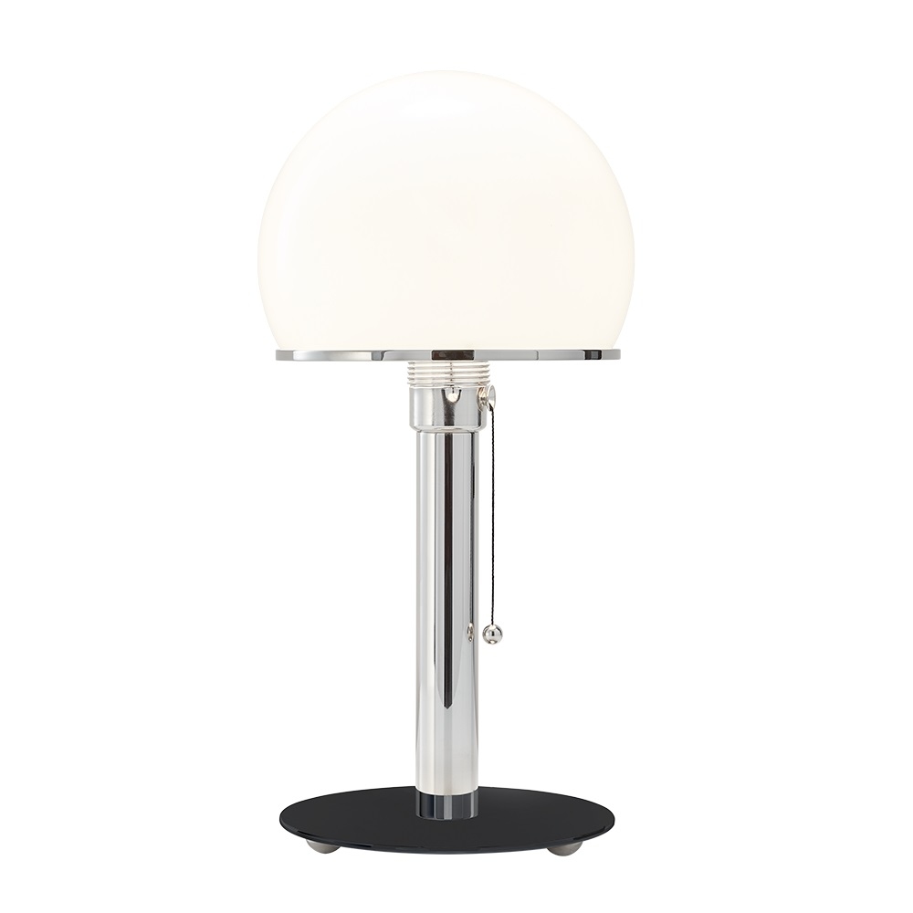 WA 23 SW Wagenfeld Tischleuchte von Tecnolumen mit Opalglas Schirm und vernickeltem Metallfuß.