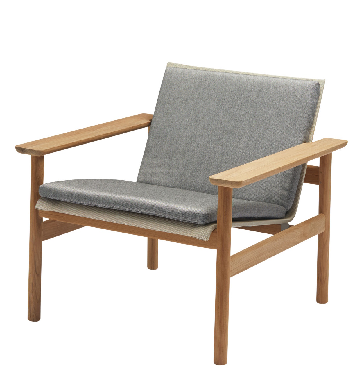 Pelagus Lounge Chair mit grauem Sitzkissen von Skagerak by Fritz Hansen, Teakholzrahmen.
