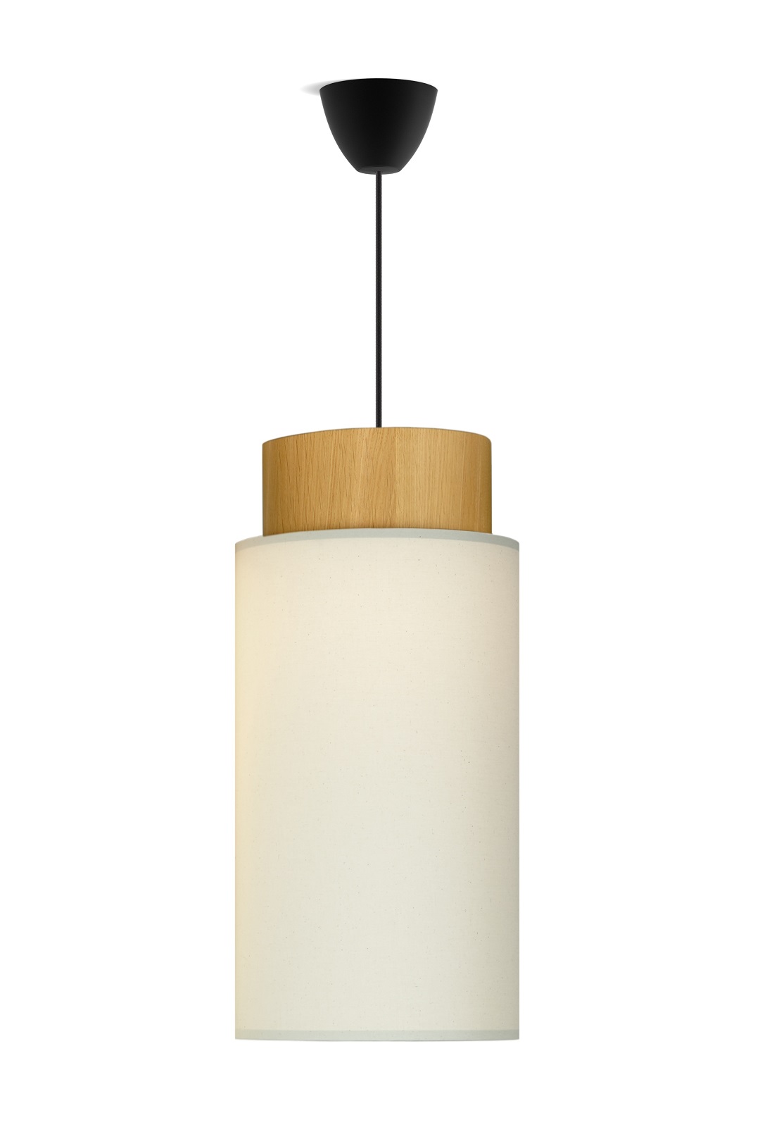 Hiro Pendelleuchte von Maigrau: Moderne Hängelampe mit Holz und Stoffschirm für Wohnraumbeleuchtung.