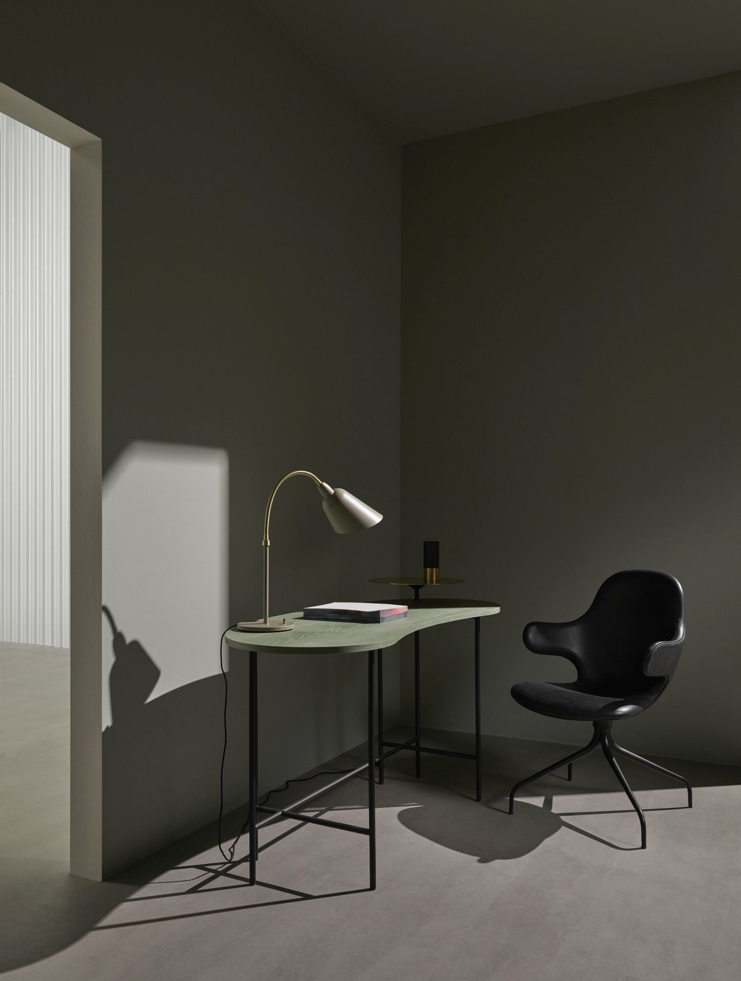 Palette JH9 Sekretär / Schreibtisch AndTradition   