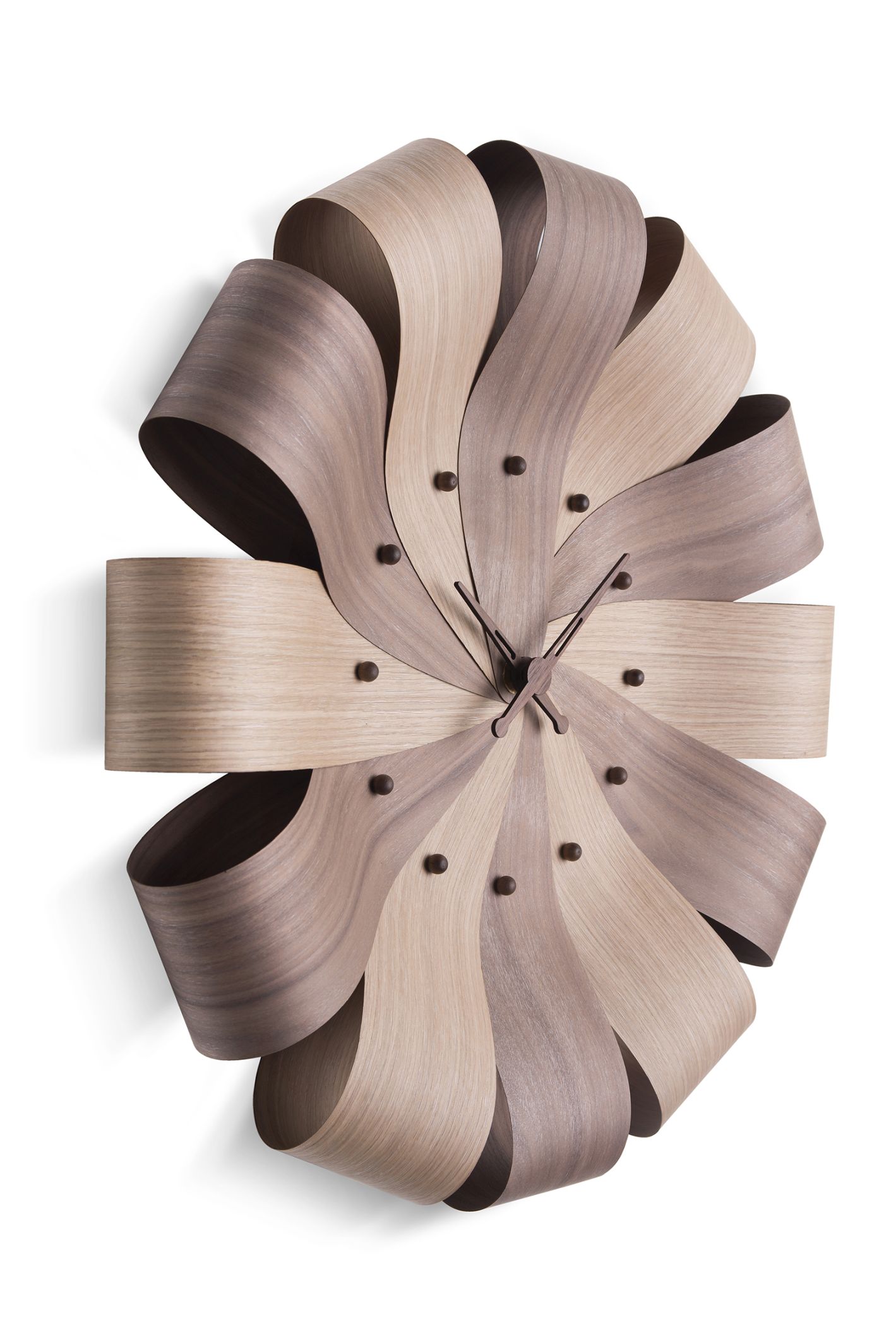 Ciclo Wanduhr: Moderne Designeruhr aus Holz, Ø55cm, von Nomon. Dekorative Wanduhr für stilvolles Wohnen.