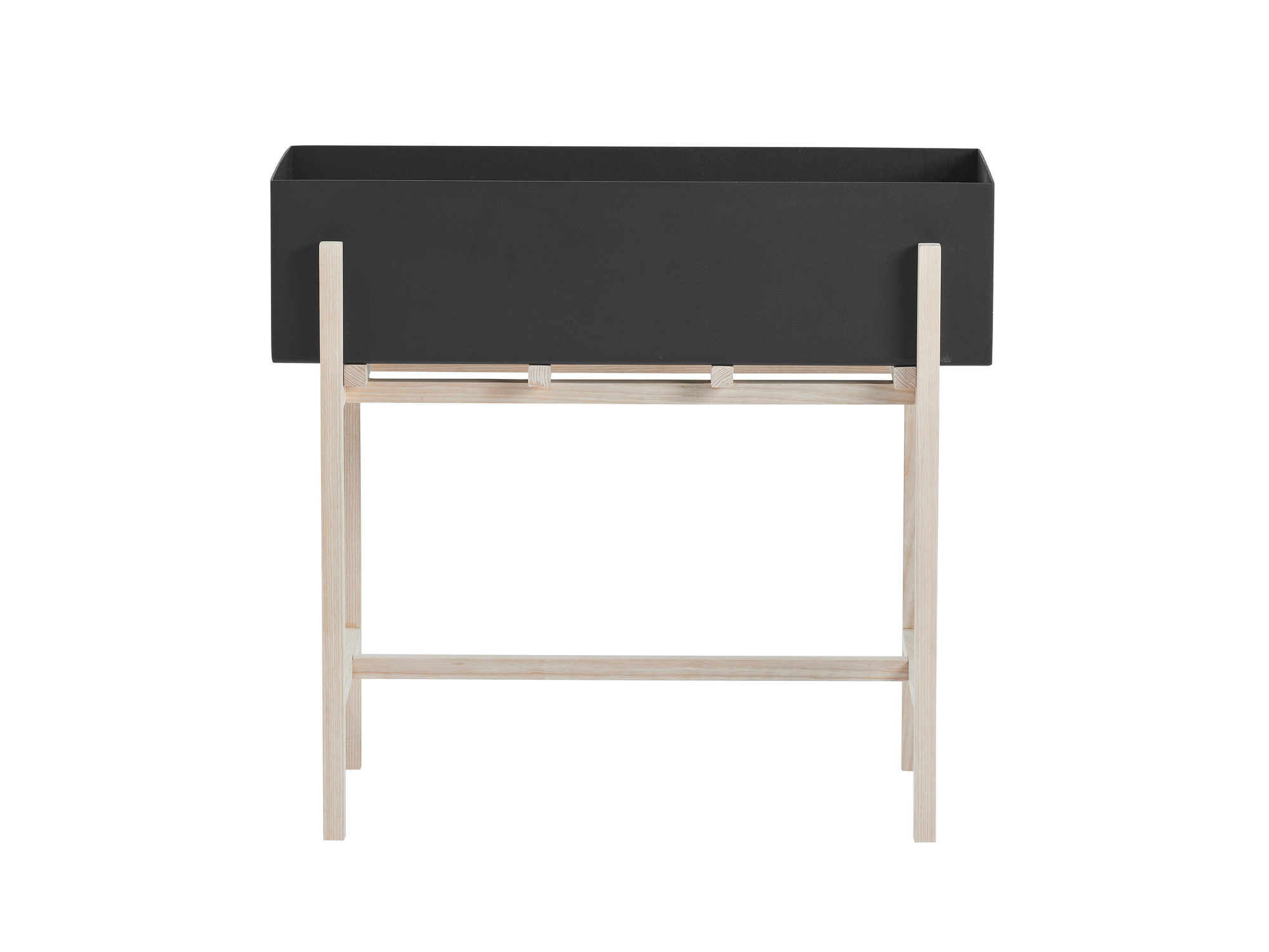 Botanic Flower Stand Blumenkasten von Design House Stockholm mit schwarzem Kasten und Holzgestell.