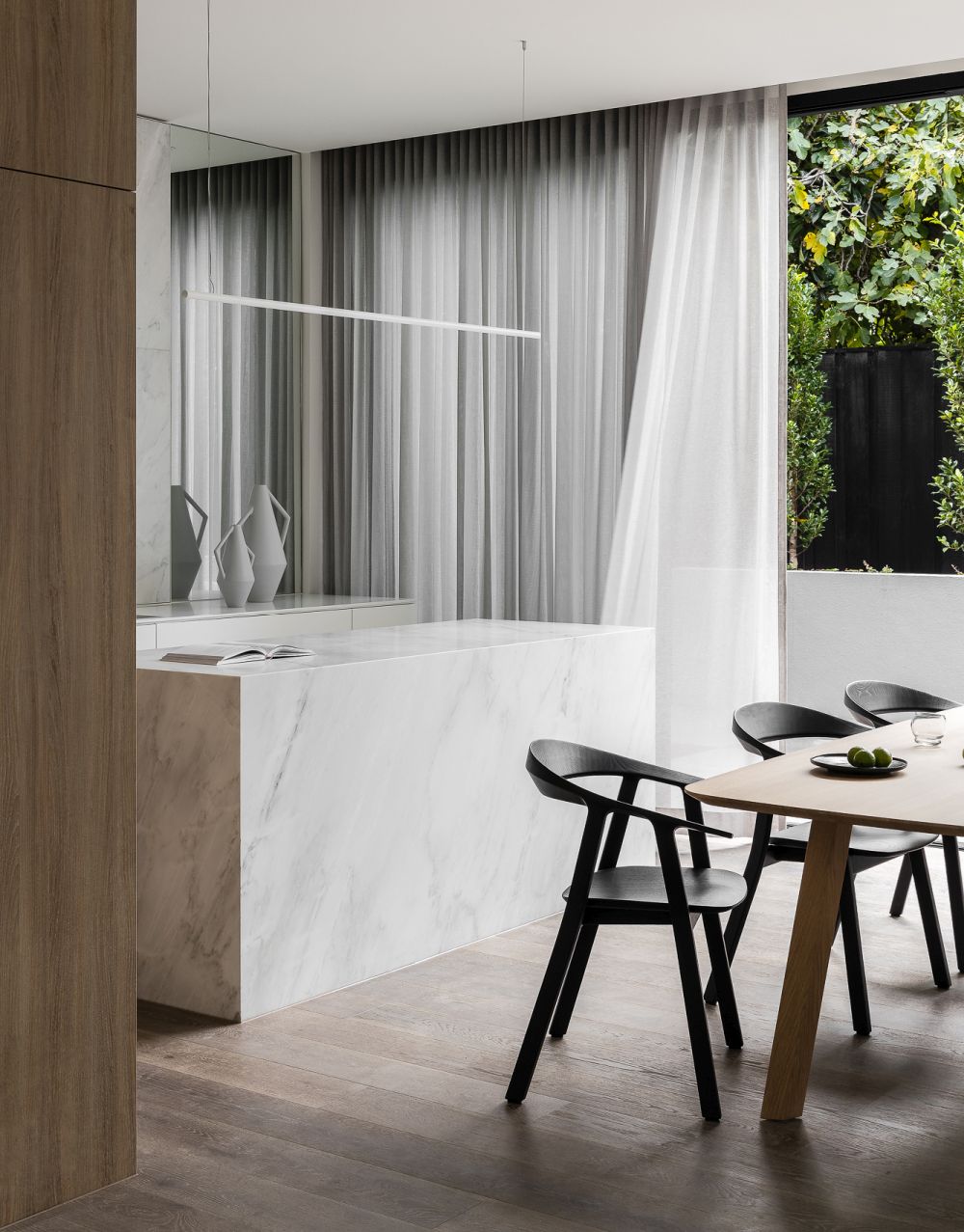 Rhomb Tisch Prostoria