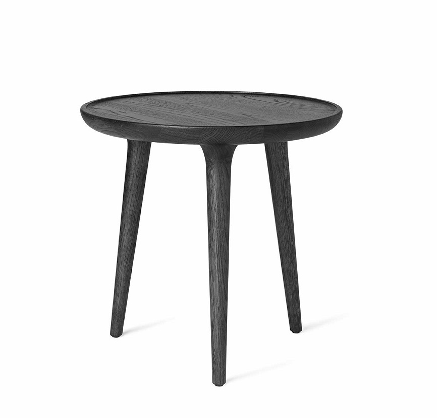 Schwarzer Accent Beistelltisch aus Eiche, kleiner runder Tisch mit drei Beinen.
