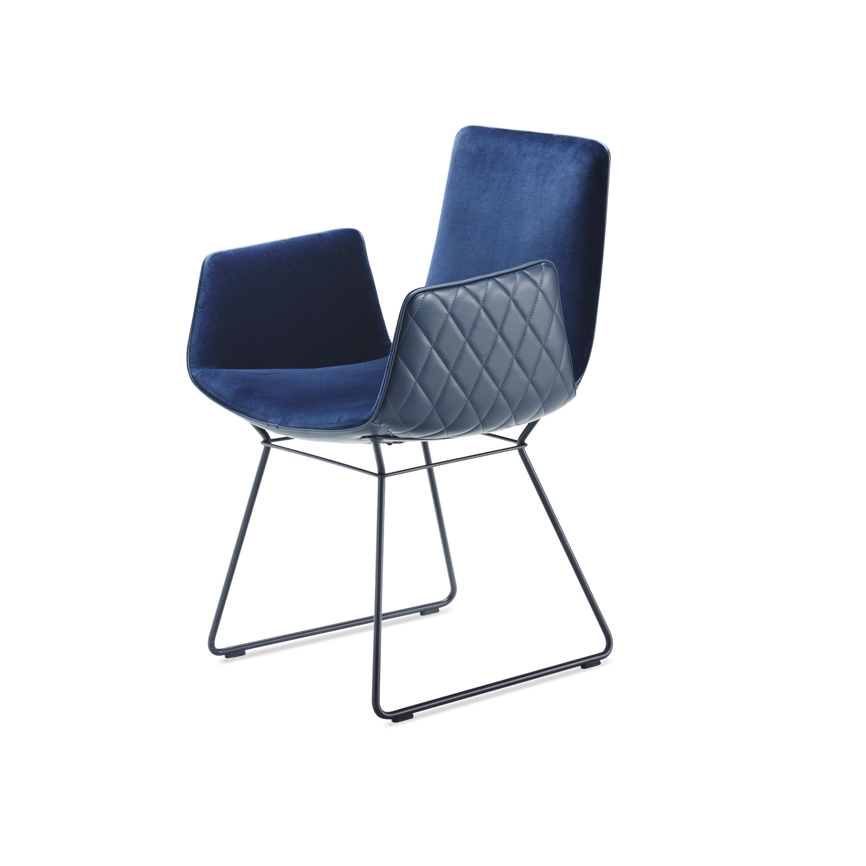 Amelie Armlehnstuhl hohe Armlehnen Freifrau Manufaktur