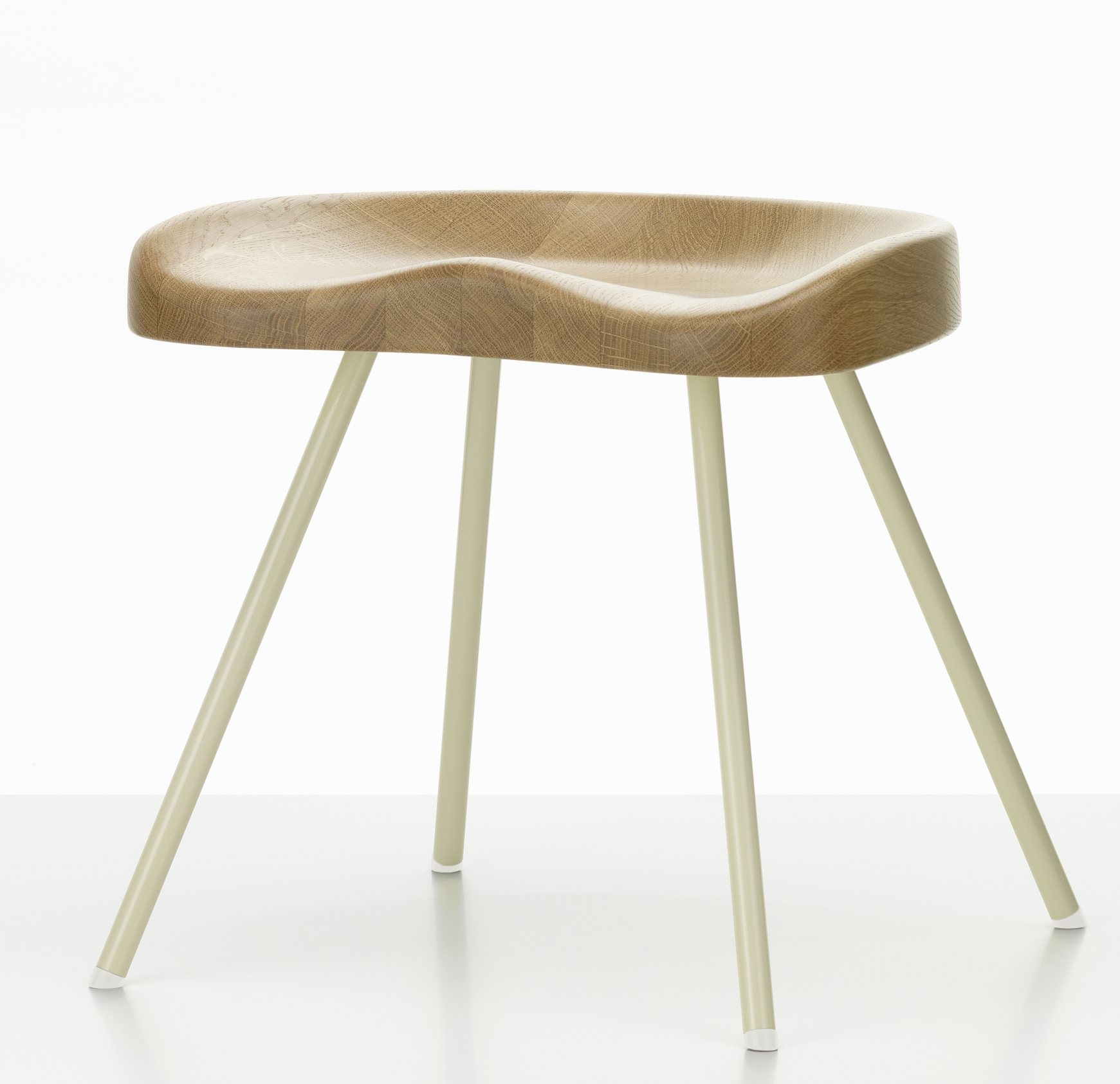 Vitra Hocker Tabouret N° 307: Holz-Sitzfläche und hellbeige Metallbeine auf weißem Hintergrund.