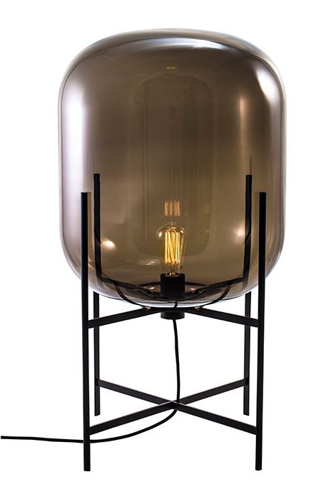 Oda Stehleuchte von Pulpo: Medium große Lampe mit rauchfarbenem Glas und schwarzem Metallfuß.