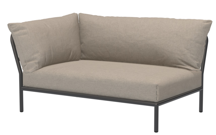 Houe Level 2 Outdoor Sofa Ecke links mit beigen Kissen und schwarzem Rahmen.