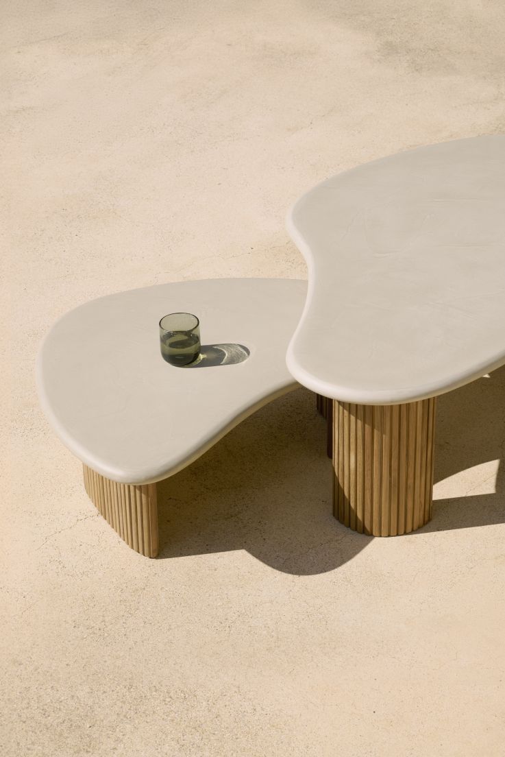 Boomerang Outdoor Couchtisch Beton/Teak Ethnicraft