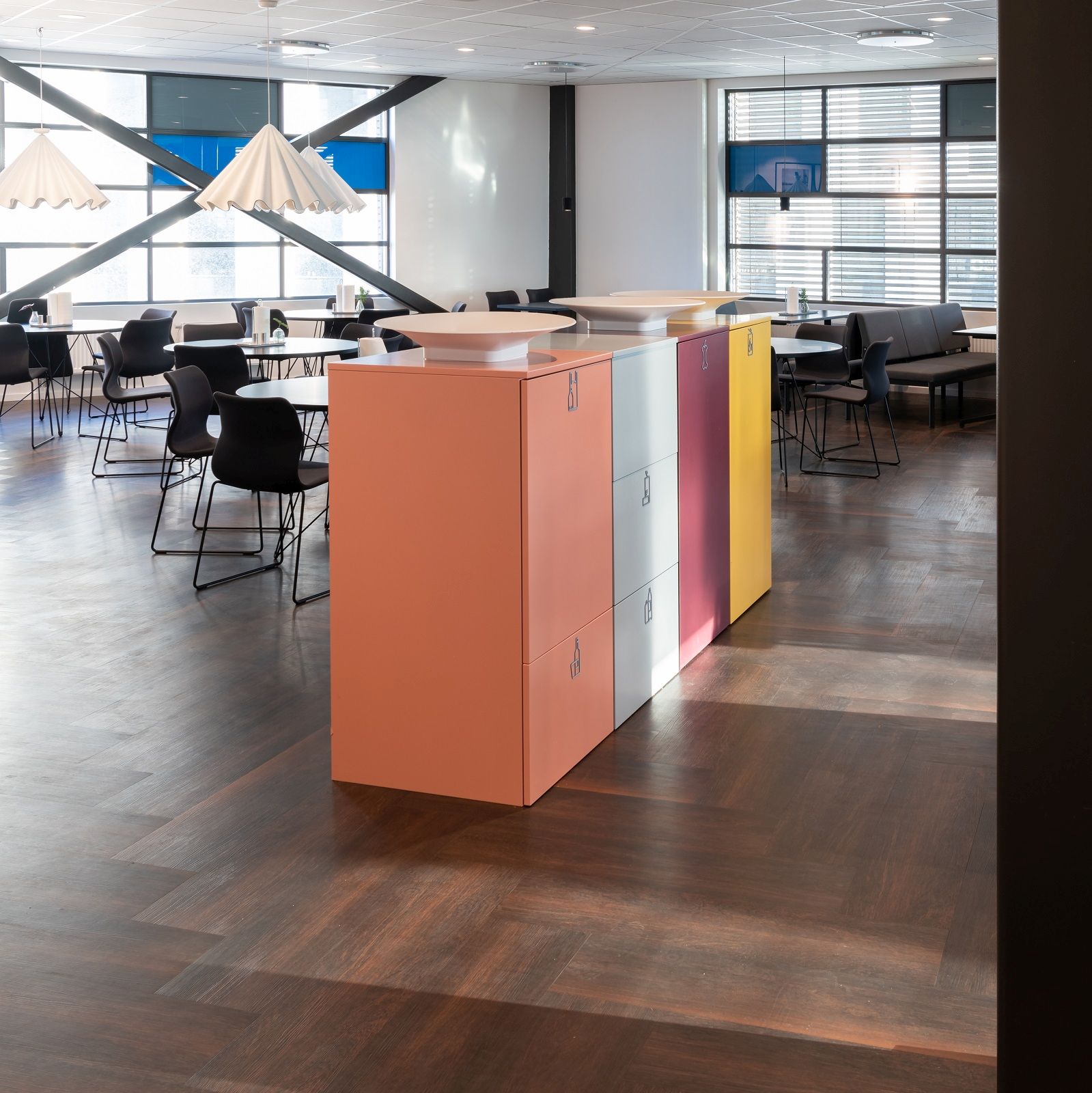 Exhibit Bin Mülleimer / Mülltrennung Mizetto QUICK SHIP