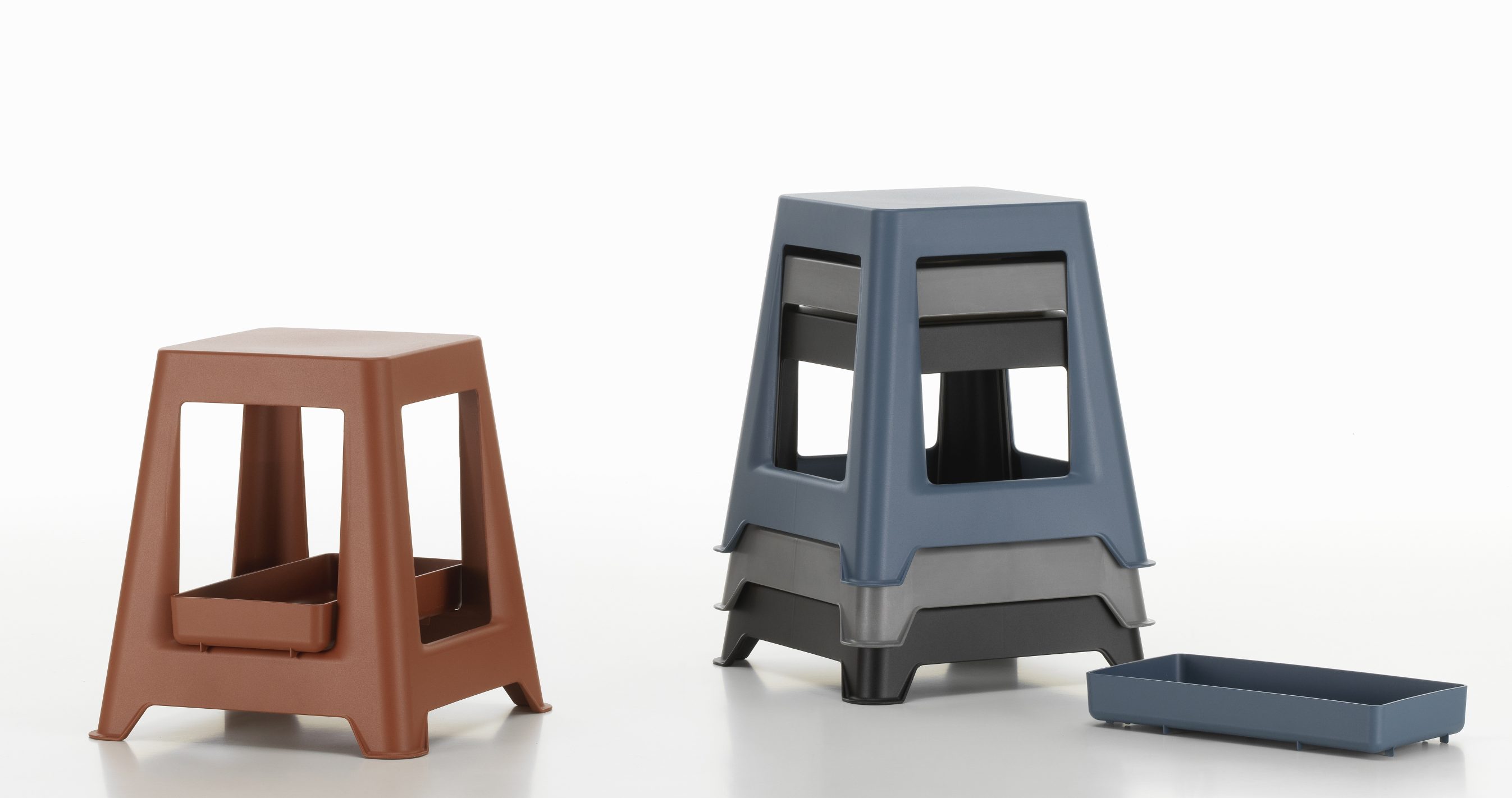 Chap Hocker RE  Vitra