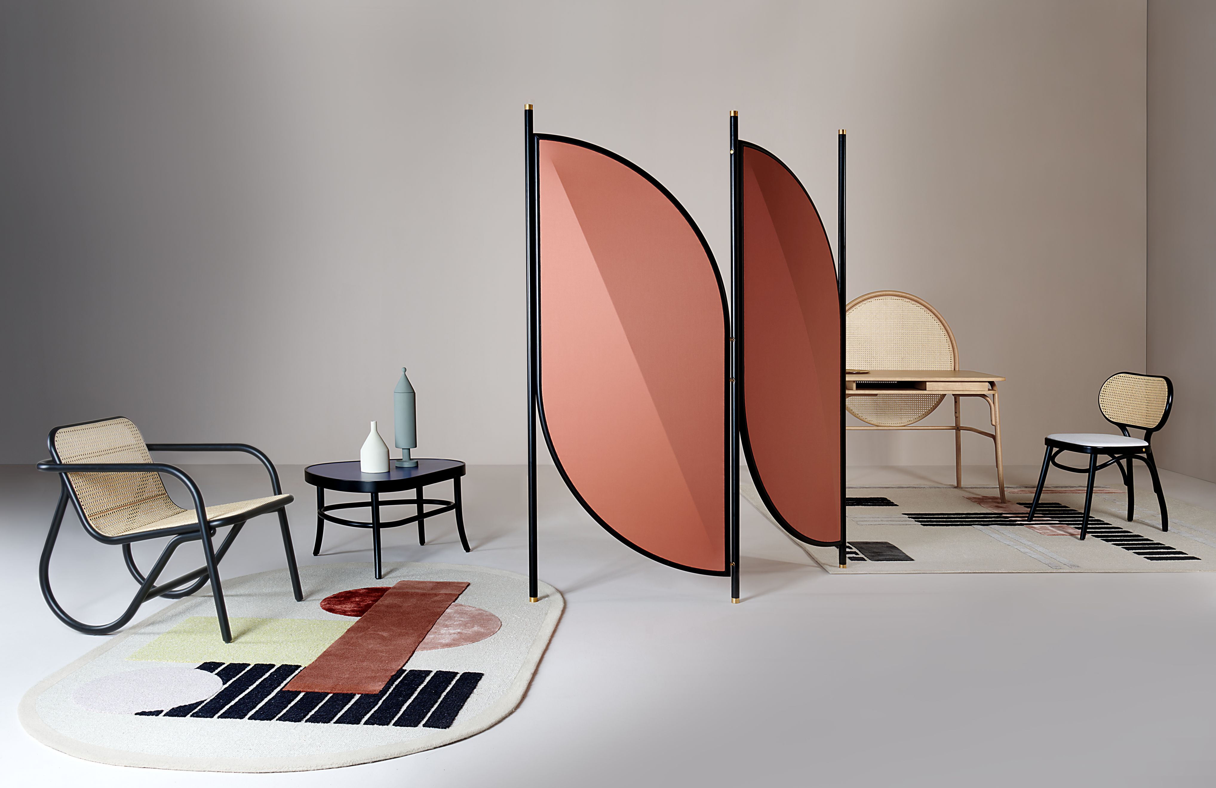 Feng Paravent von Wiener GTV Design, Version 1 Campas 554, Raumteiler in Terrakotta.