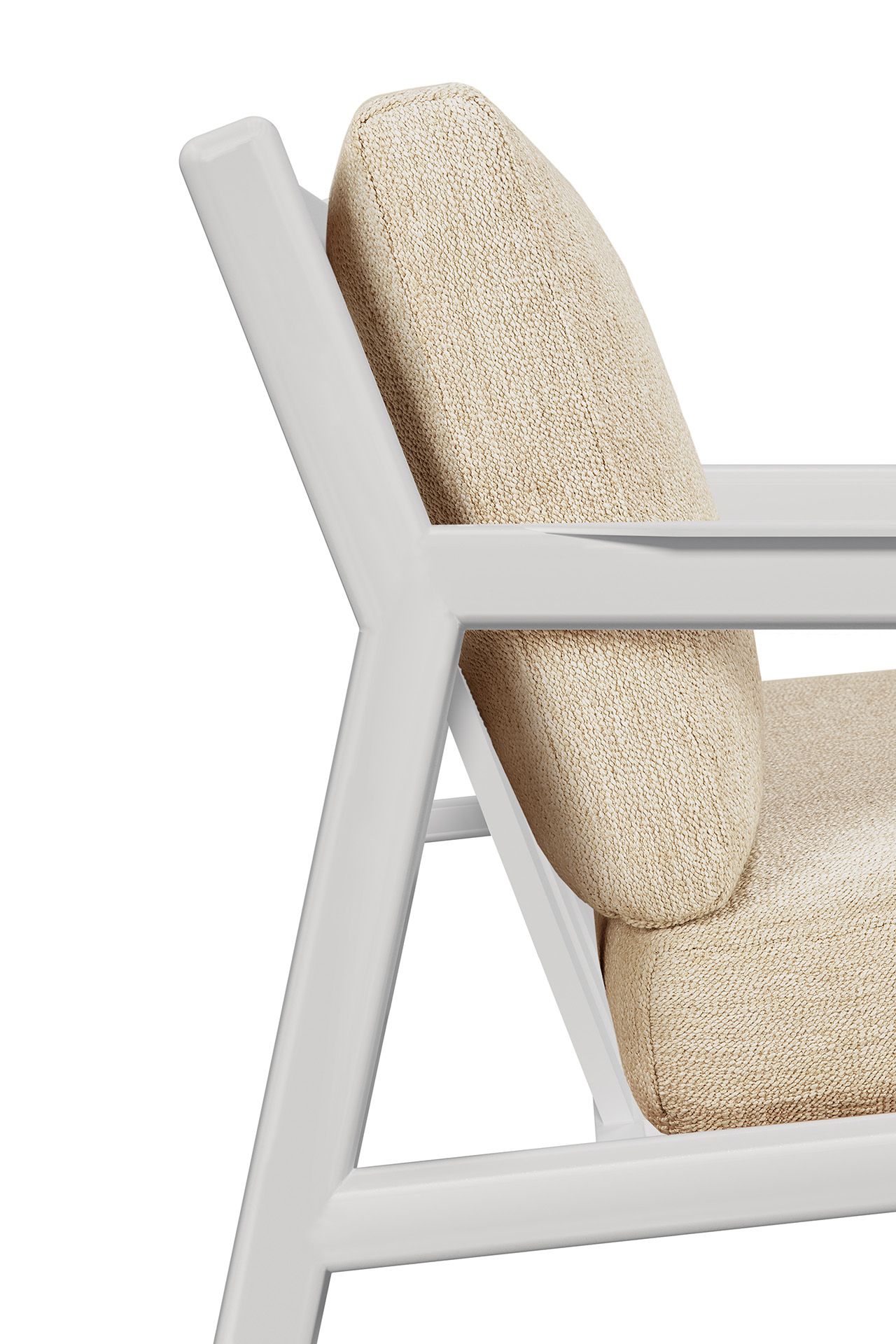 Detailaufnahme: Jack Outdoor Sofa mit weißem Aluminiumrahmen und beigen Polstern.