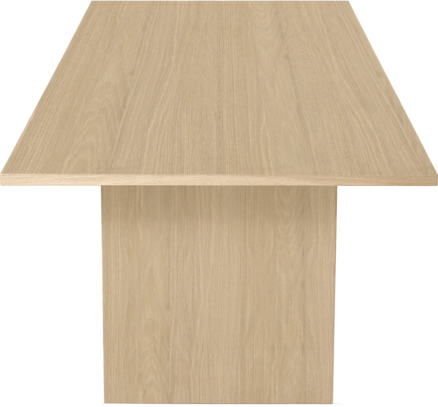 Gubi Private Esstisch aus hellem Holz, rechteckige Tischplatte mit zentralem Sockel. Moderner Esstisch.