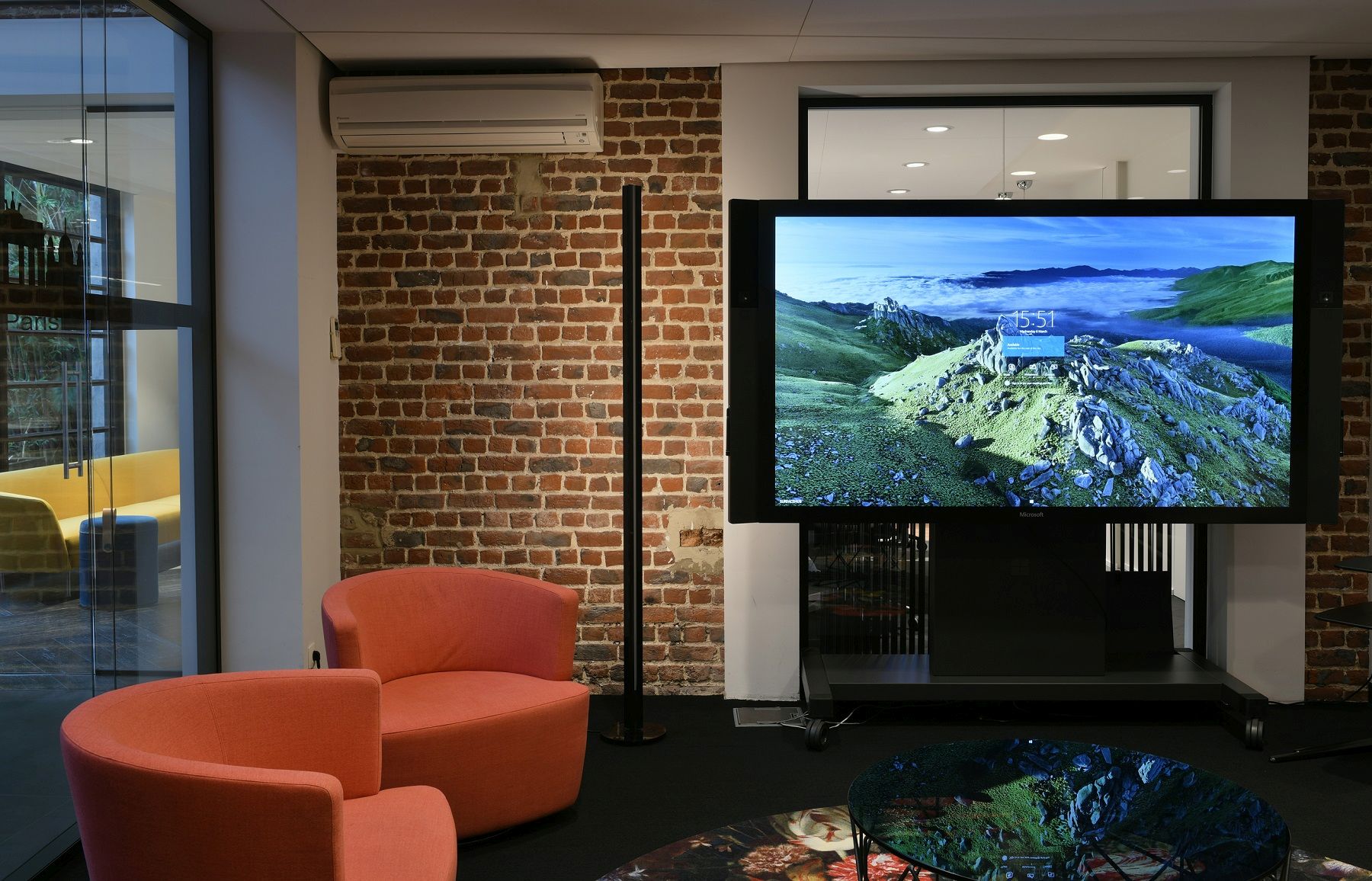 Ypsilon Stehleuchte Belux