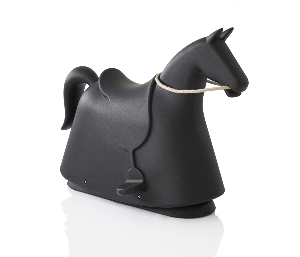 Rocky Schaukelpferd Magis