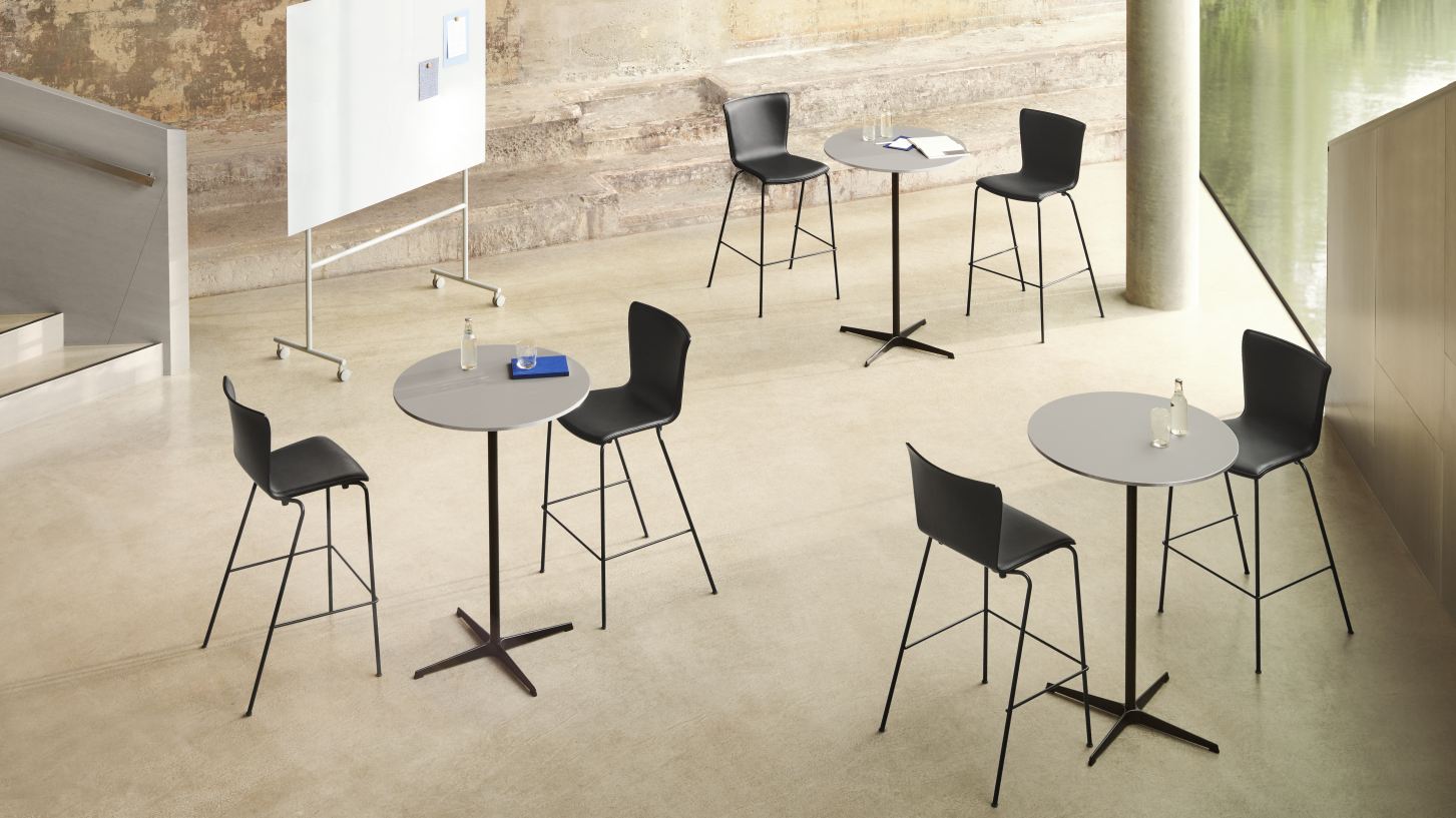 Zirkular Stehtisch H 108 cm Fritz Hansen