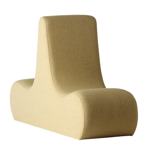 Beige Welle 1 Sofa von Verpan, ein moderner 2-Sitzer für stilvolles Wohnen.
