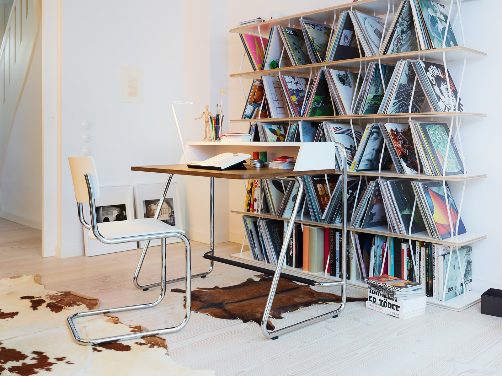 S 1200 Sekretär Thonet