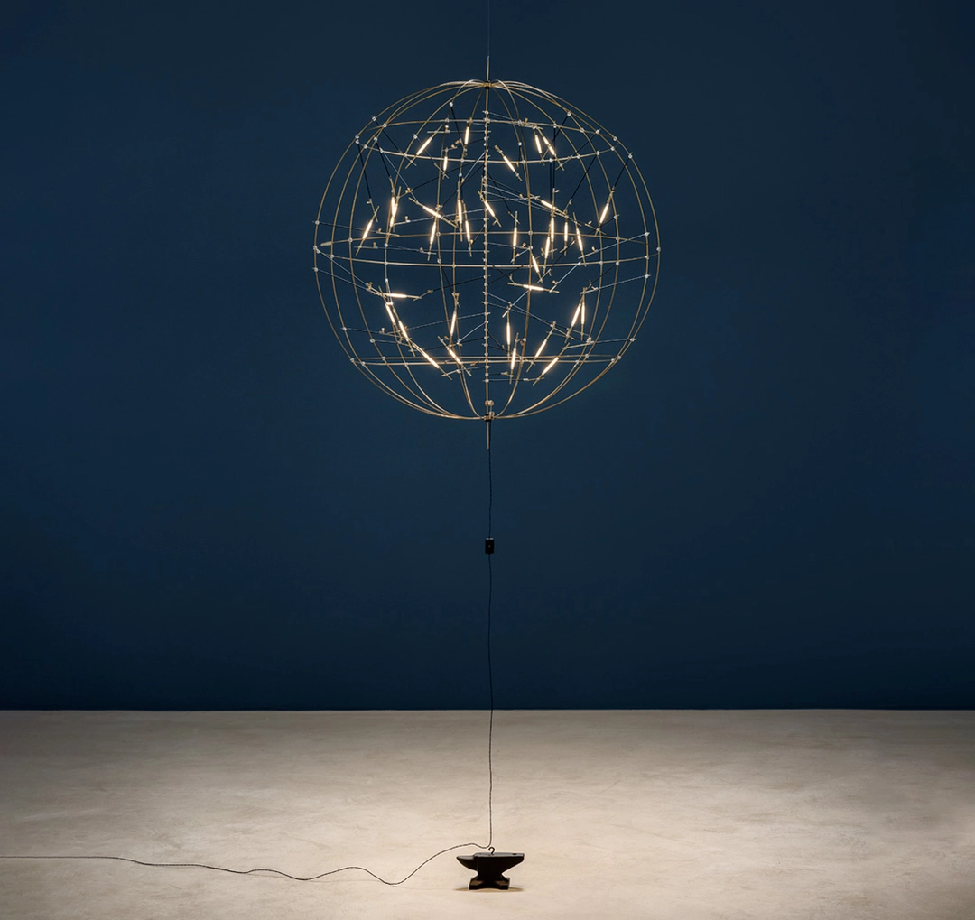 Póta! Pendelleuchte mit Amboss und Stecktreiber Ø50cm Catellani & Smith