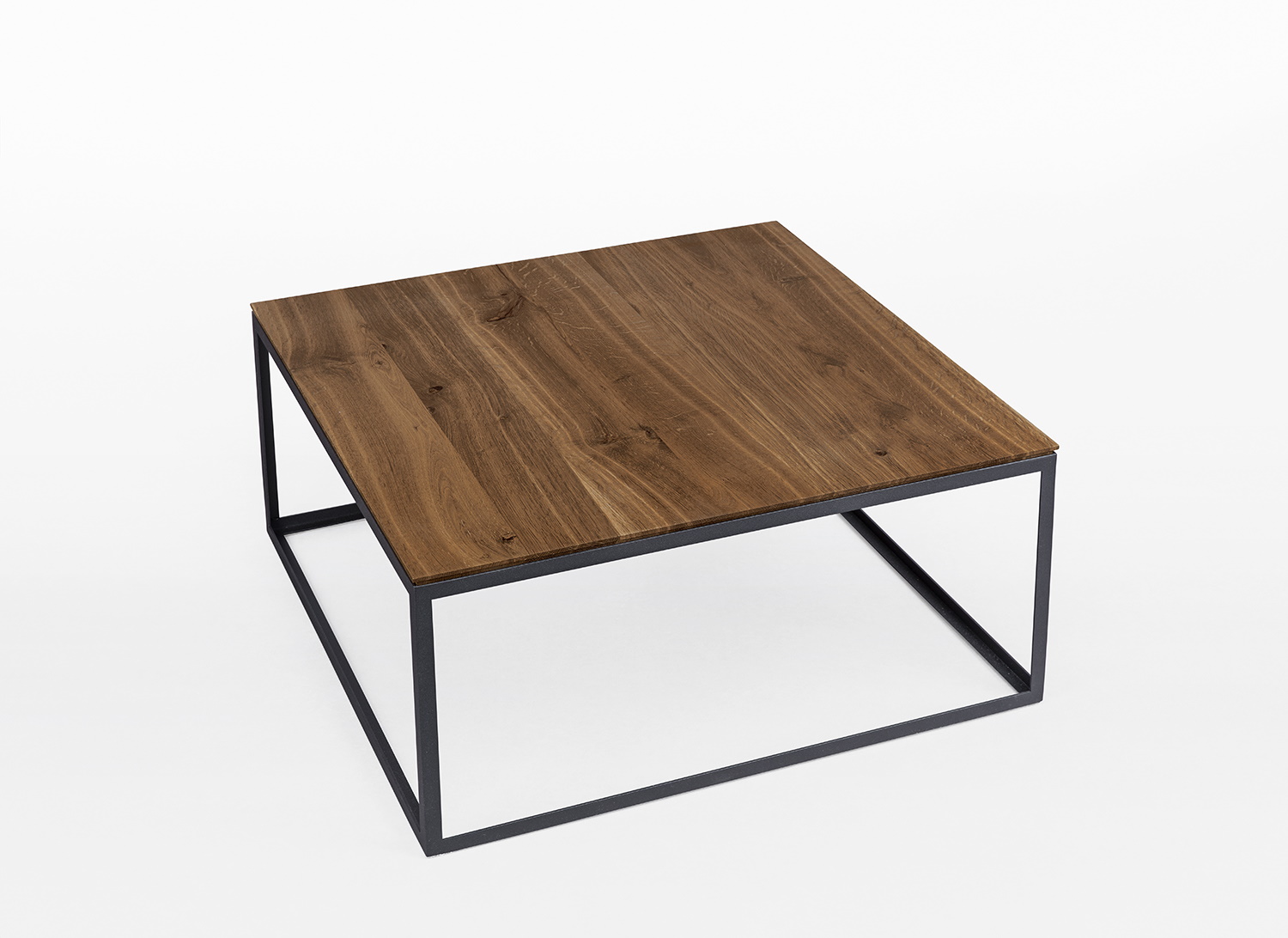 Janua SC 54 Beistelltisch: Quadratischer Couchtisch aus geräucherter Eiche mit schwarzem Metallgestell.