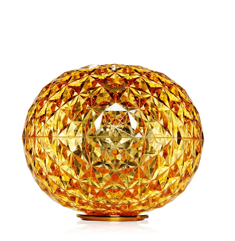 Planet Tischleuchte von Kartell, 28 cm, in Bernstein. Design Tischlampe mit Facetten.