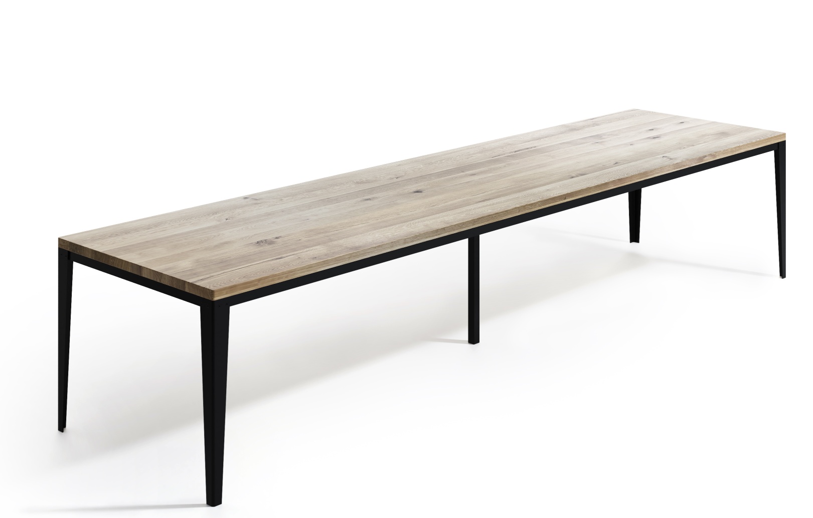 Floy Esstisch Trebord: Langer, rechteckiger Holztisch mit schwarzem Metallgestell auf weißem Hintergrund.