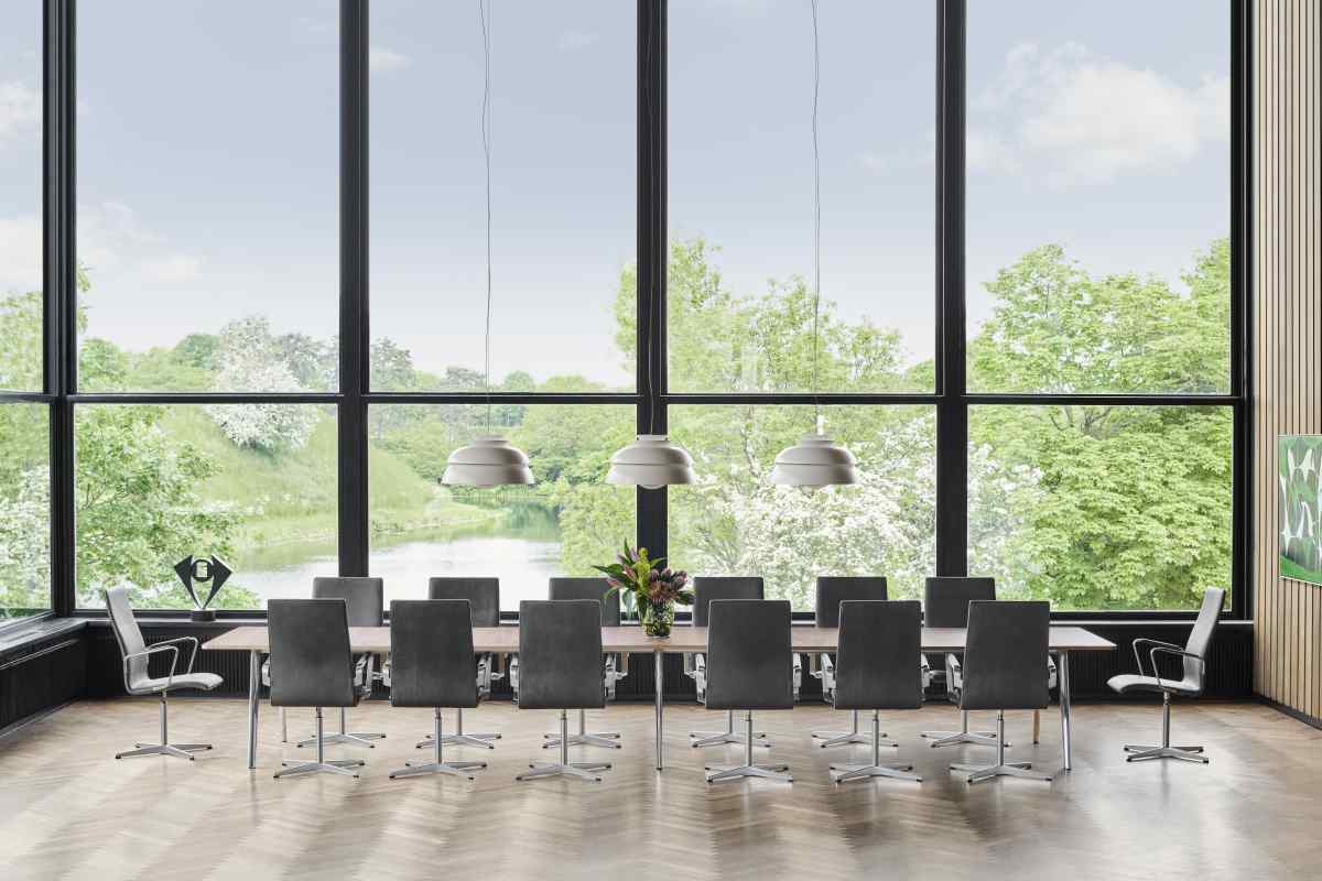 Pluralis Tisch Fritz Hansen