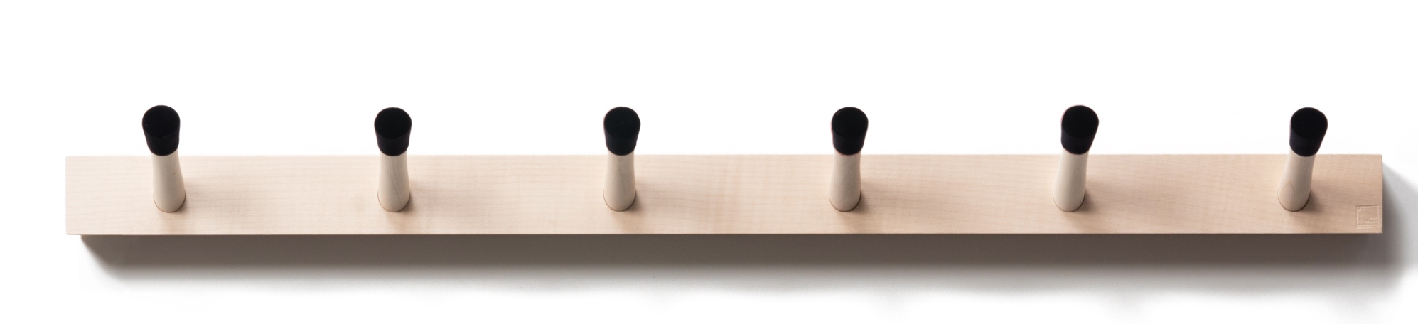Rechenbeispiel Hakenleiste Nils Holger Moormann B 81 cm Schwarz