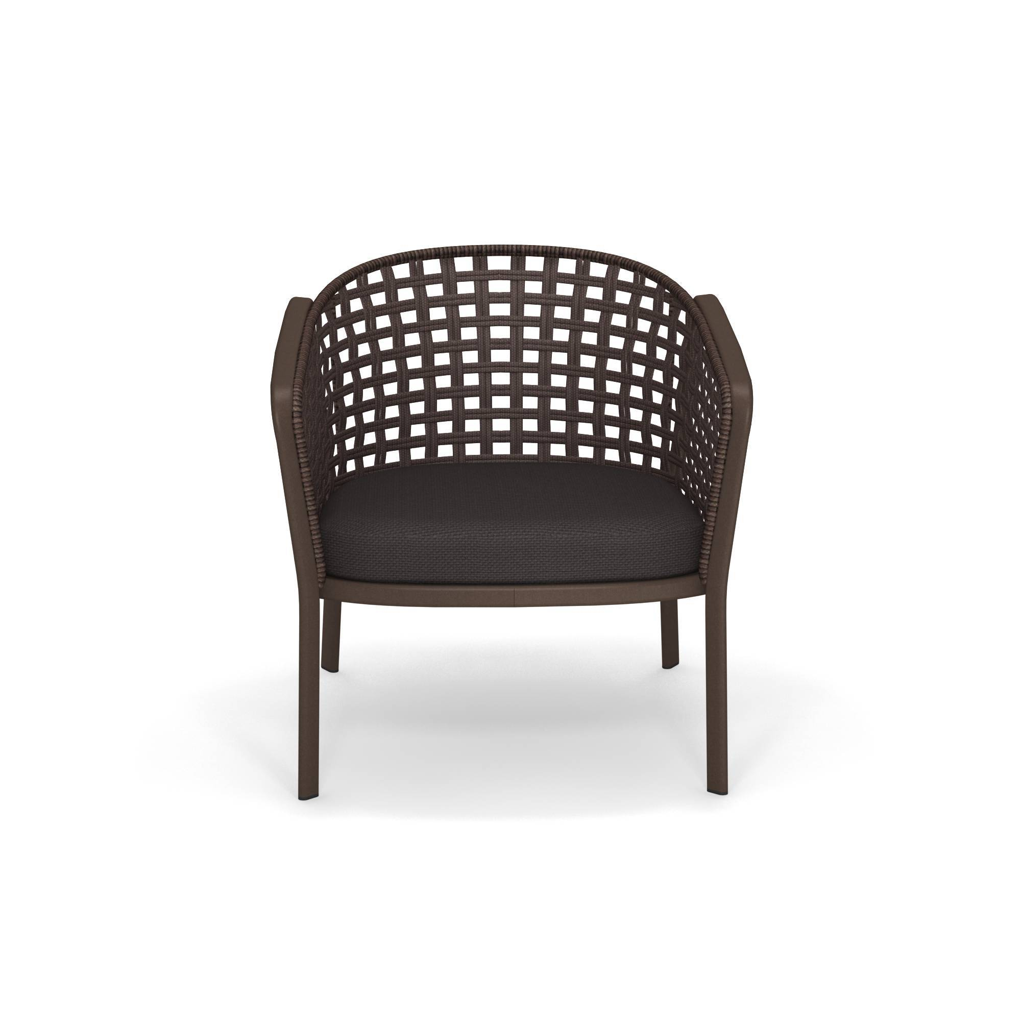 Carousel Loungesessel von Emu in Braun: Outdoor Sessel mit Geflecht und Sitzkissen.