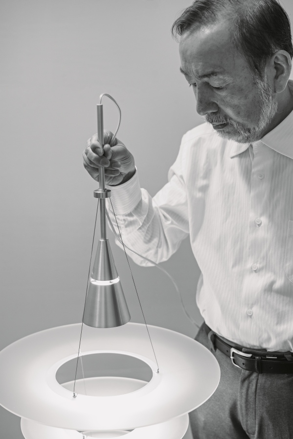 Enigma 425/545 Pendelleuchte Louis Poulsen