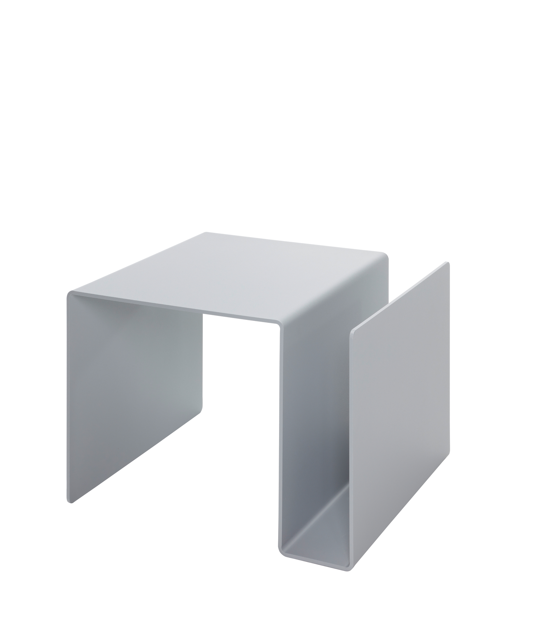 Grauer Huk Beistelltisch von Müller Möbelwerkstätten mit integriertem Zeitschriftenhalter, modernes Möbeldesign für Wohnzimmer und Büro.